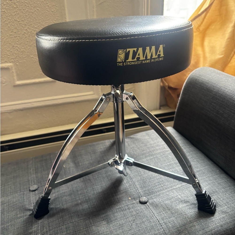Black Drum Throne